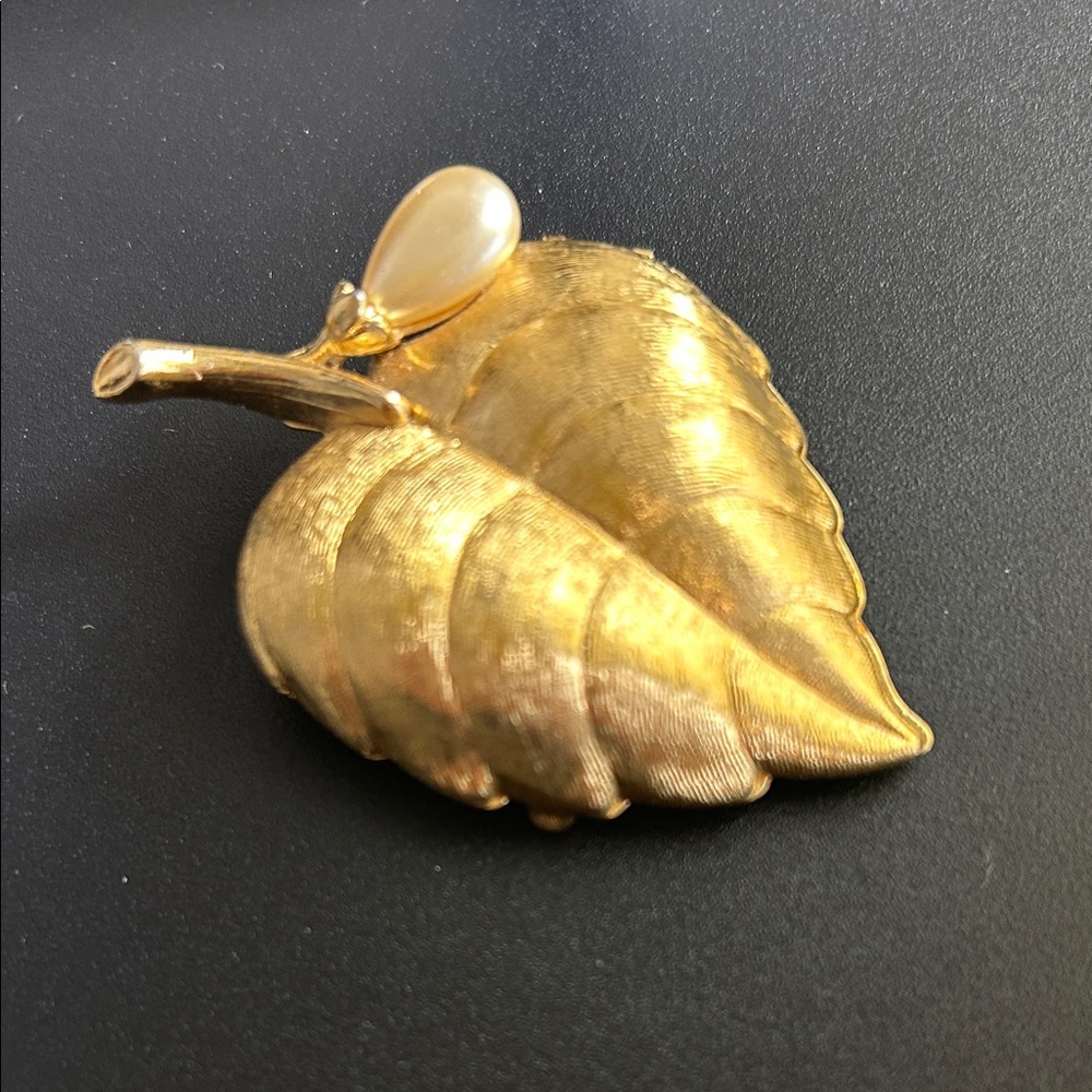 Avon Gold Tone Perfume Brooch